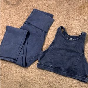 Aerie leggings and sports bra
